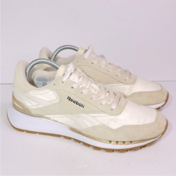 RARE Reebok Women's Classic Nylon & Suede Walking Sneakers Gold White Size 10 - Picture 2 of 9